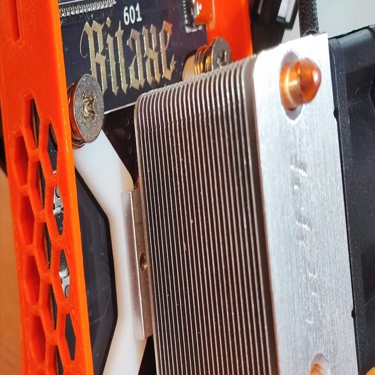 Bitaxe gamma 601の静音化＆オーバークロック｜masato