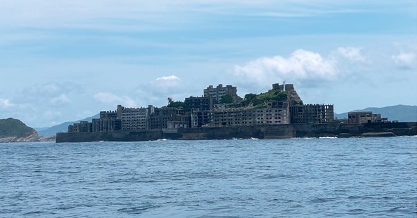 端島（軍艦島）写真集３冊セット➕おまけ本　端島　海に眠るダイヤモンド 海に眠るダイヤモンド」がもっとおもしろくなる軍艦島関連本