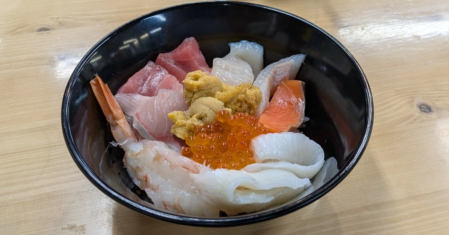塩釜 海鮮 丼