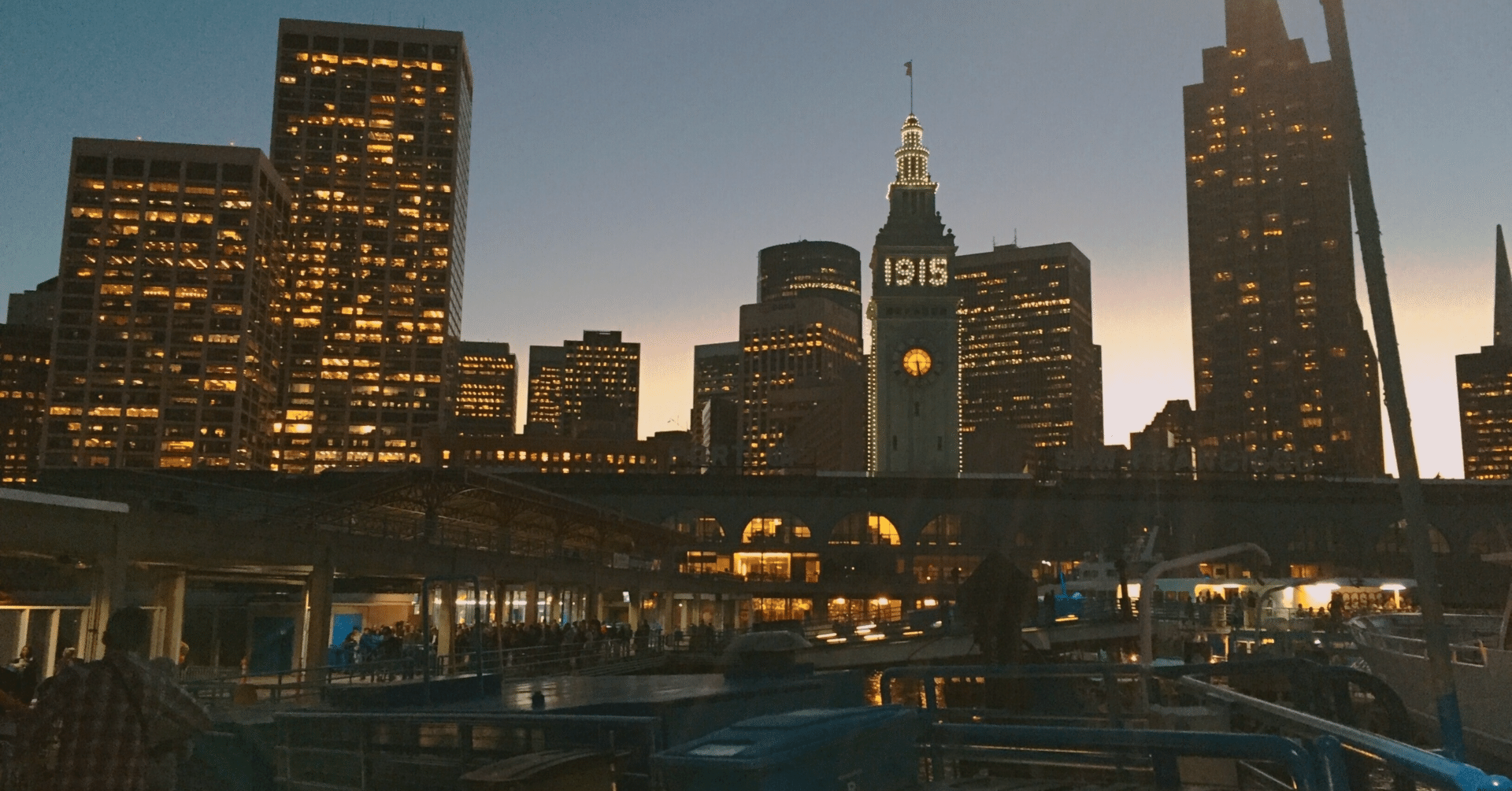 欧米医療保障の動向 離床支援のためのロボット介護機器「リショーネ(R)」が世界初の