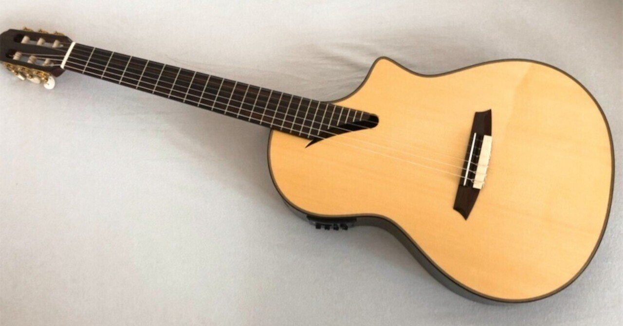 不思議なカタチMartinezのエレガット｜ウエノアンコ