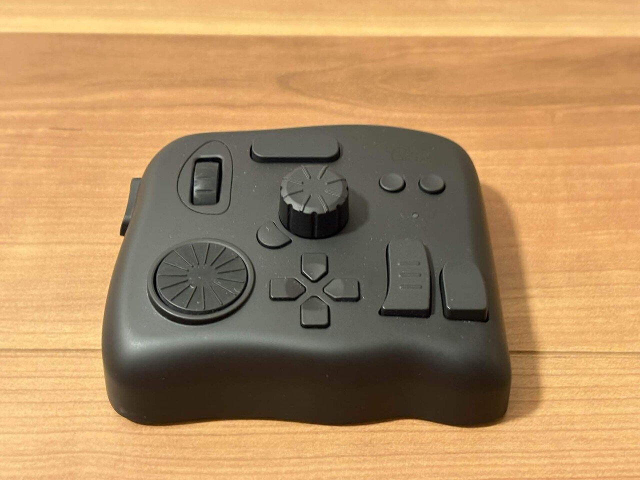 手放せなくなる魔力】TourBox EliteがあなたのPC作業を爆速化！もう