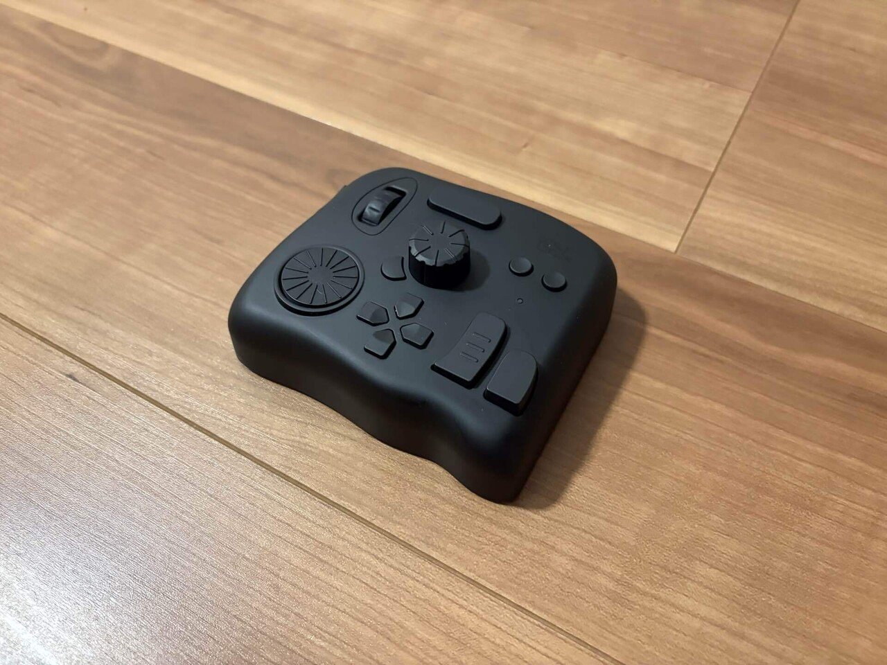 手放せなくなる魔力】TourBox EliteがあなたのPC作業を爆速化！もう