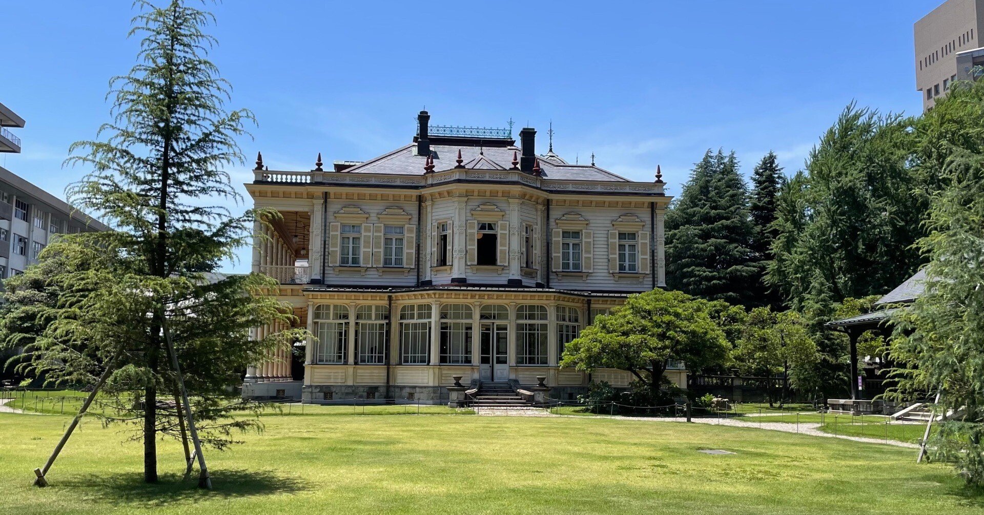 6月なのに猛暑！旧岩崎邸庭園を訪ねて｜芳川