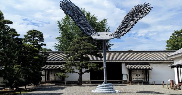 水戸芸術館「内藤 礼―明るい地上には あなたの姿が見える」｜佐藤