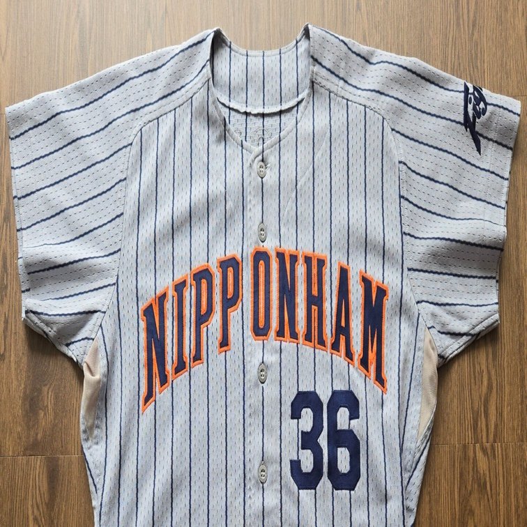 東京時代の日本ハムファイターズ（ビジターユニフォーム・藤島誠剛選手