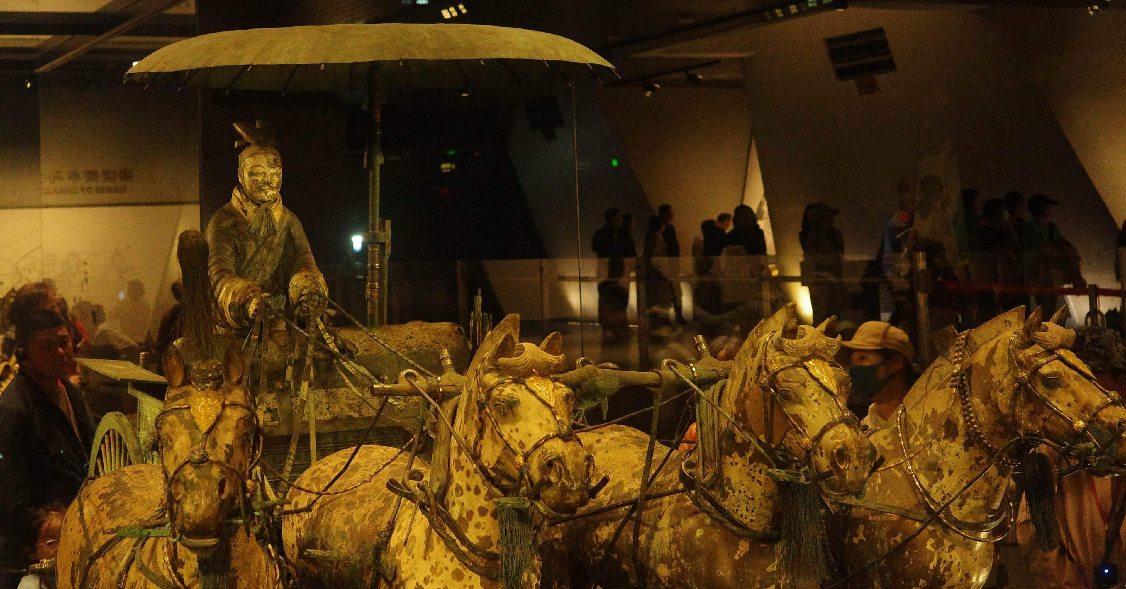 2532 外国切手 中国 秦始皇陵の銅車馬 2種完5セット 未使用 2532 外国切手 中国 秦始皇陵の銅車馬 2種完5セット 未