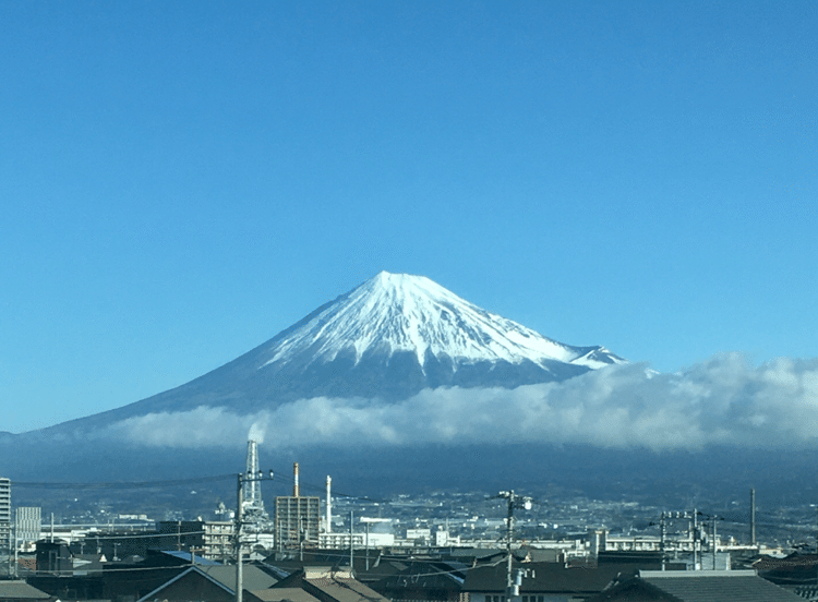 せっかく富士山の写真を多く撮ったし、このまま寝かせてしまうのも勿体無いので投稿しますた。