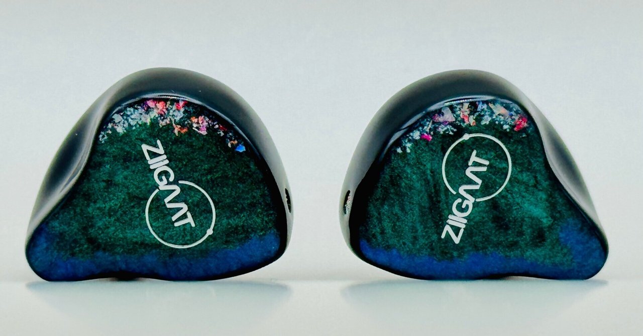 ZiiGaat Lunaのレビュー｜ラルフ・ヒンクリー