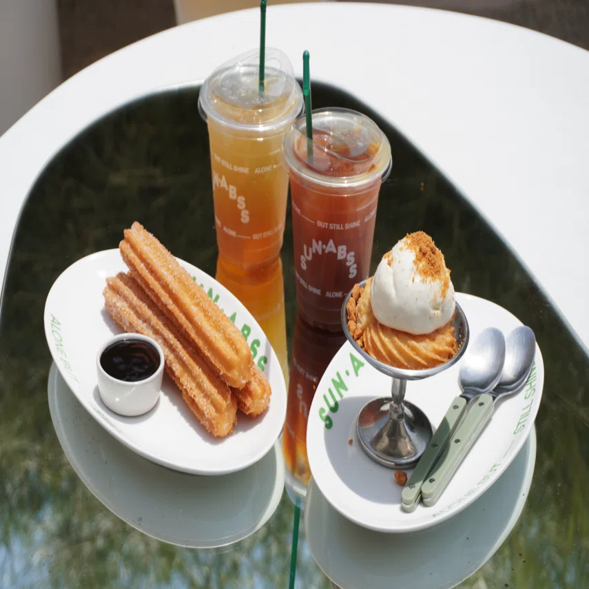 バンコクカフェ]ウドムスックで見つけた絶品チュロス！韓国風カフェ