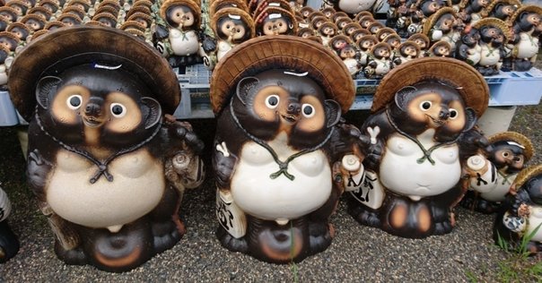 Amazon.co.jp: 土偶 03 布（入手困難 希少本） : Toys & Games