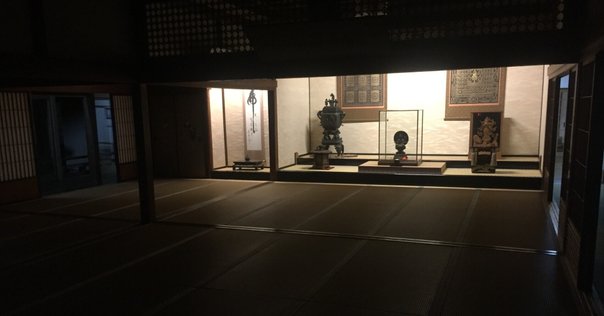 薬師寺貫主　安田暎胤　南無阿弥陀仏 Amazon.co.jp: 安田 暎胤: 本