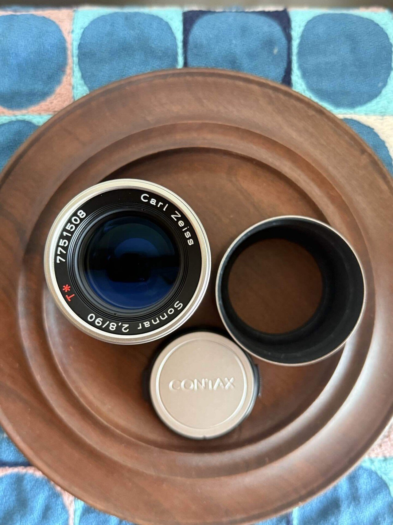 【極上】 Carl Zeiss T* Sonnar 2.8/90 単焦点レンズ Carl Zeiss Sonnar T*90mm F2.8 中古価格比較 - 価格.com