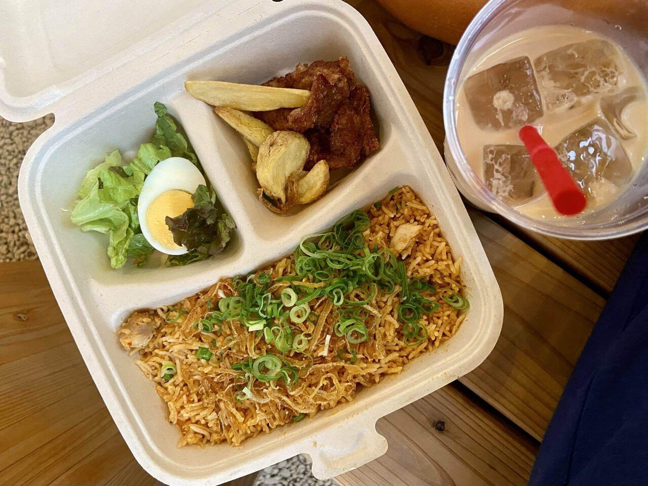 万博フード、なんだかんだマレーシアのアイスミルクティーが1番