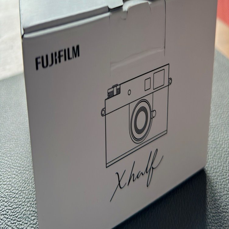 k*ｏ様 (美品)Fujifilm Xhalf 保証書付 極美品】FUJIFILM X-half ブラック X-HF1