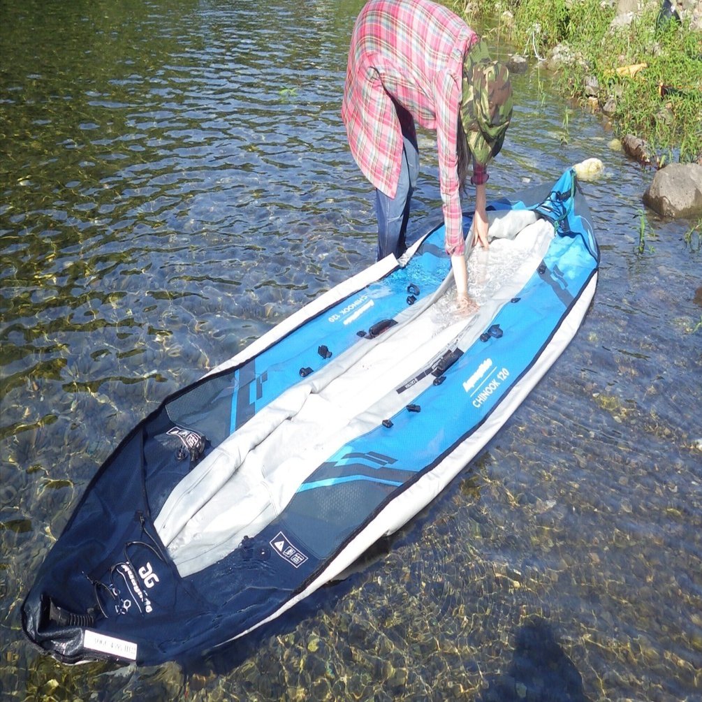 インフレータブルカヤック」で高知の海へ③大変な後片付けは川を利用
