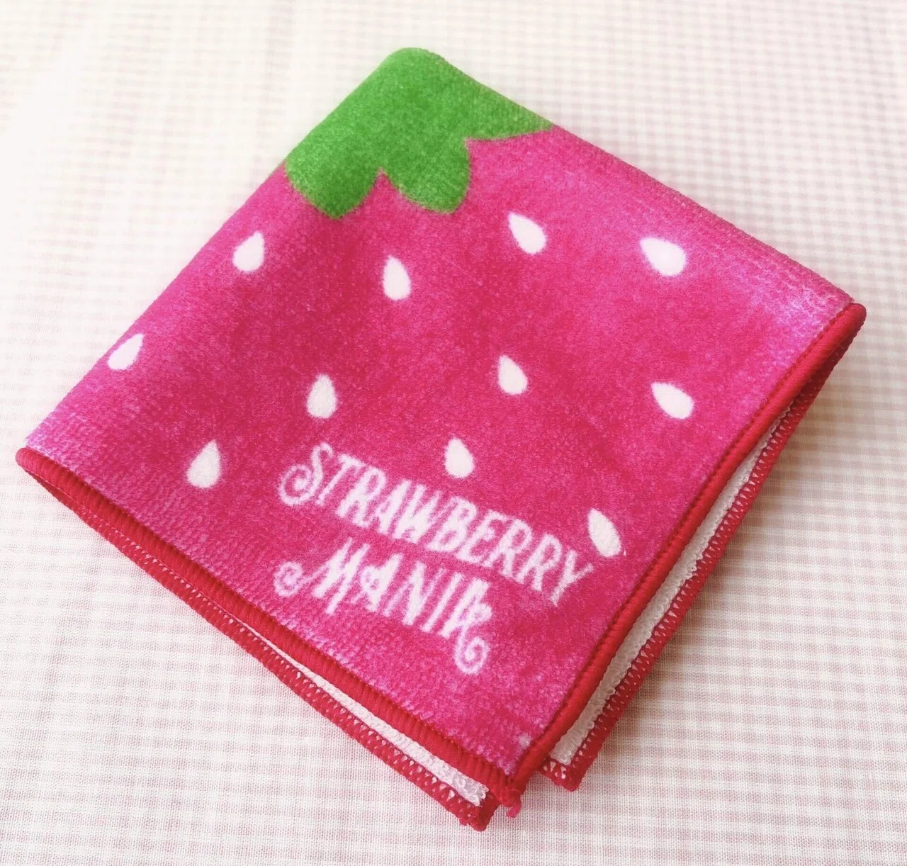 かわいやいちご様*. 専用ページ☺︎ File.003🍓ストロベリーマニアの変身😶‍🌫️ハンカチ🍓｜苺野こころ