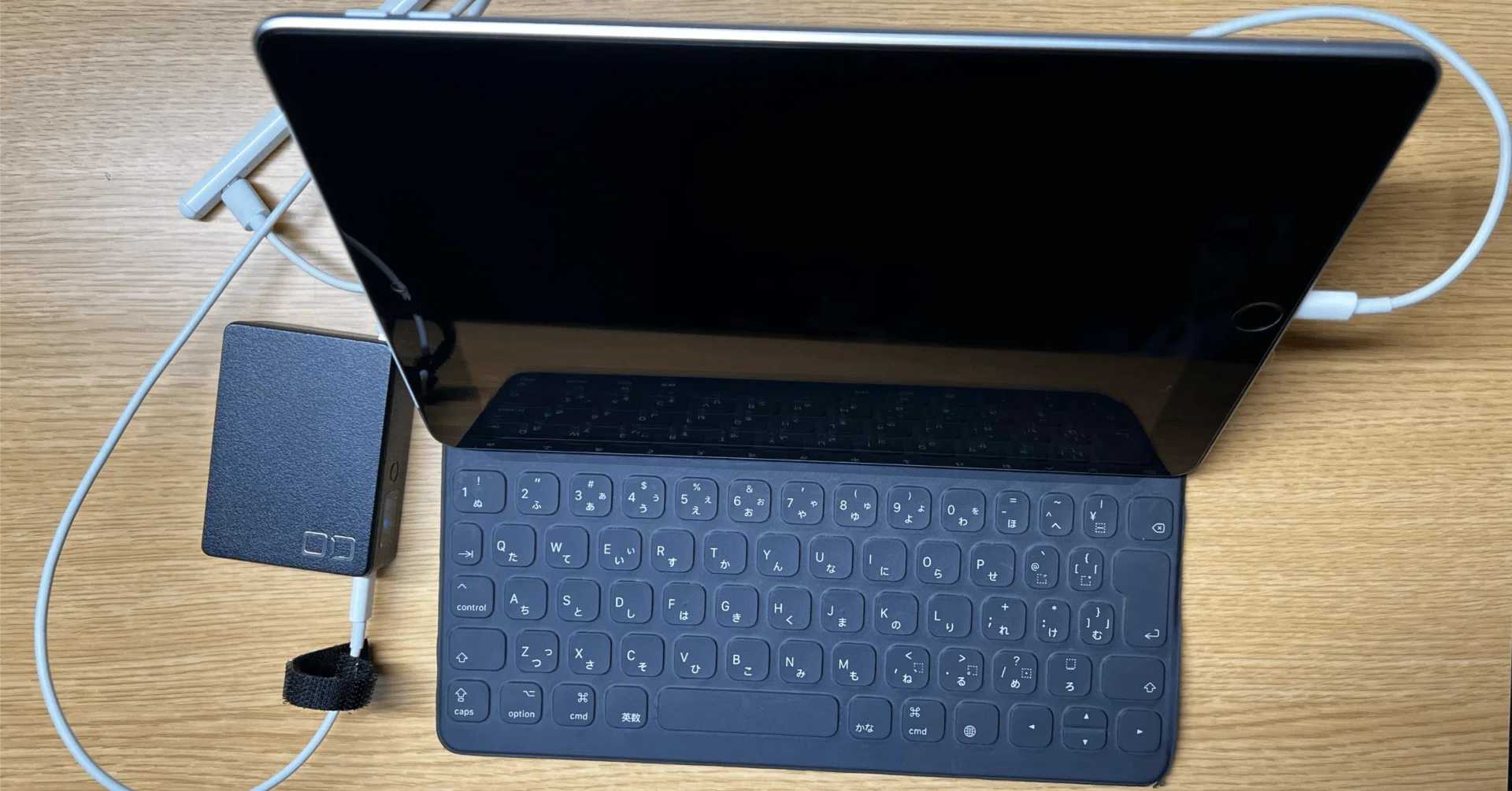 Apple純正のsmart アップル純正のスマートキーボード keyboardが便利 