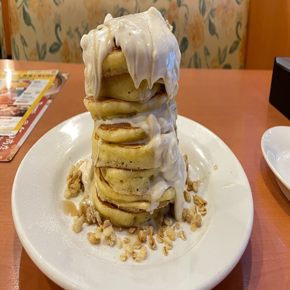 タワーパンケーキ～国産小麦粉きたほなみ使用｜ぐっち