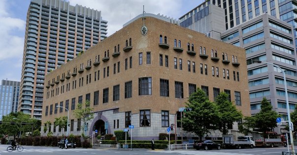 華族会館の百年 華族会館 | 写真の中の明治・大正 - 国立国会図書館所蔵写真帳から -