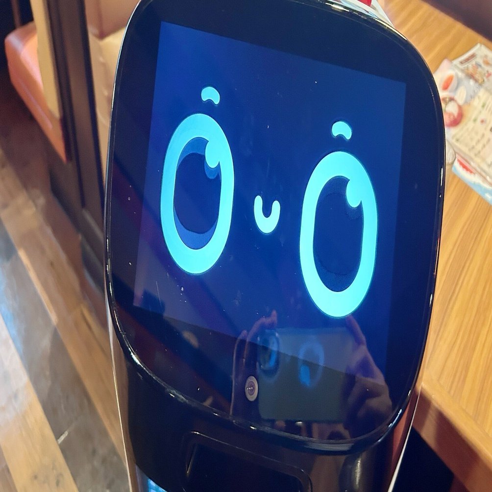 2025年6月27日の日記「顔だけでキャラを作れてる配膳ロボットは強い