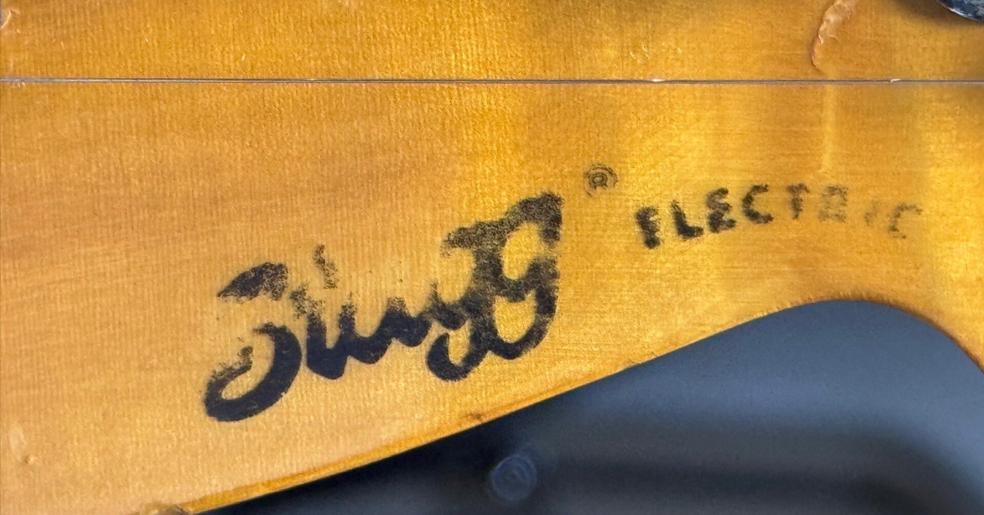 Zingg® ELECTRIC と 不思議なピックアップ｜まんぼう