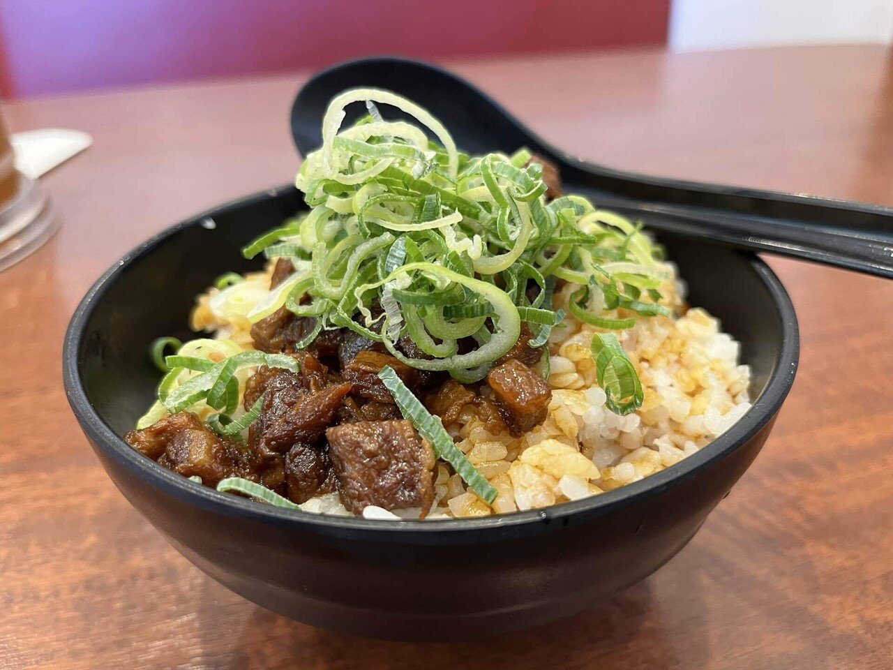 ラーメンとチャーシュー丼セット 専用 ラーメンのセットにミニチャーシュー丼を！｜社の鯨