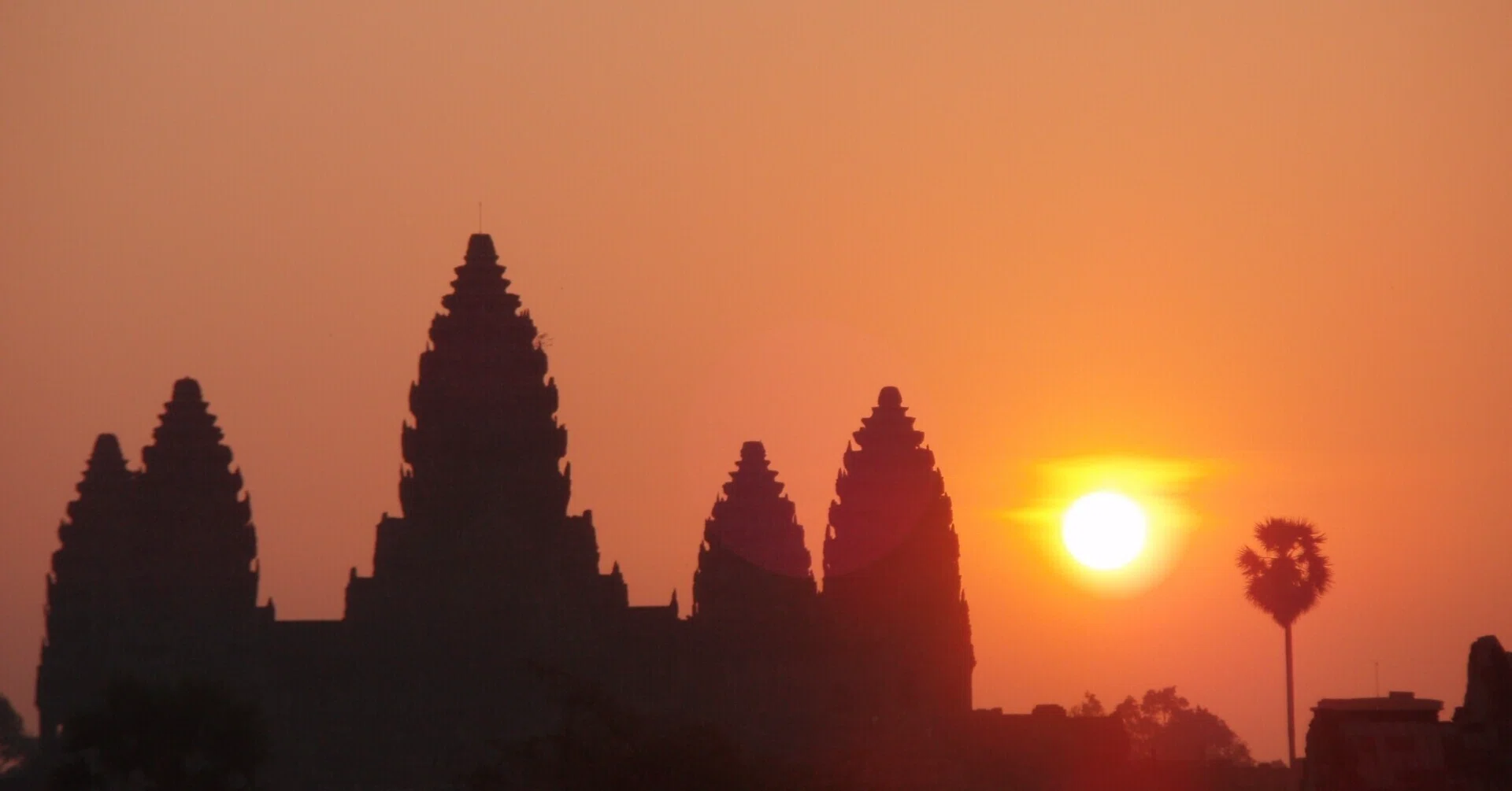 Cambodia Travelogue: Pickup Truck GOGO!｜旅する画家 奥村ユズル