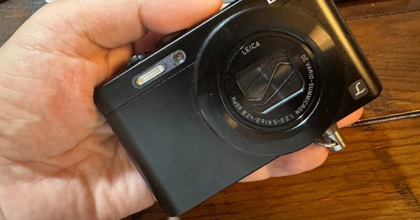 オールドデジカメ】FUJIFILM FINEPIX F31fd 神機と呼ばれた