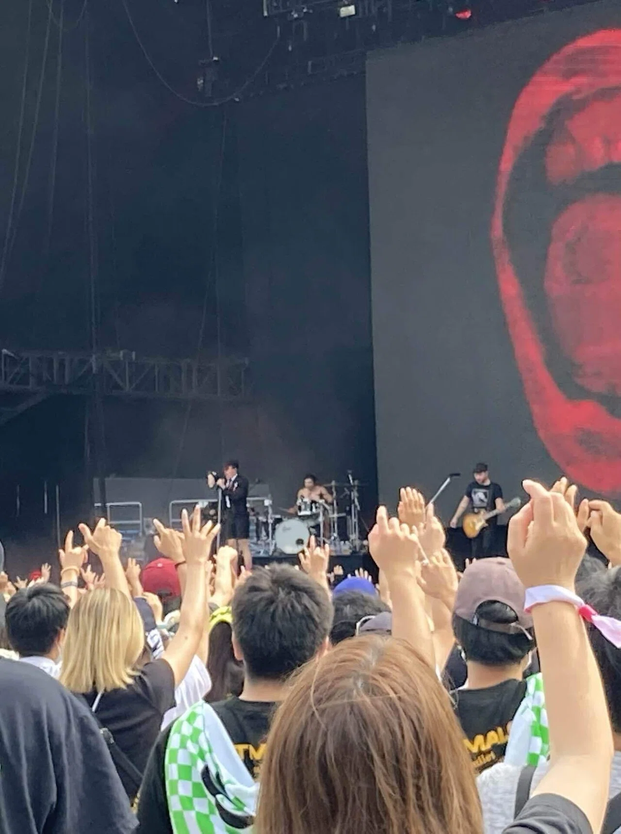 YUNGBLUD最新作『Idols』が呼び覚ましたのはブリットポップの魂だった