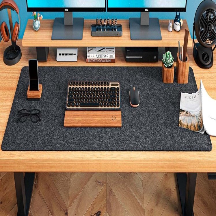 ガジェットレビュー】BREENHILL フェルトデスクマットは買い？デスクの