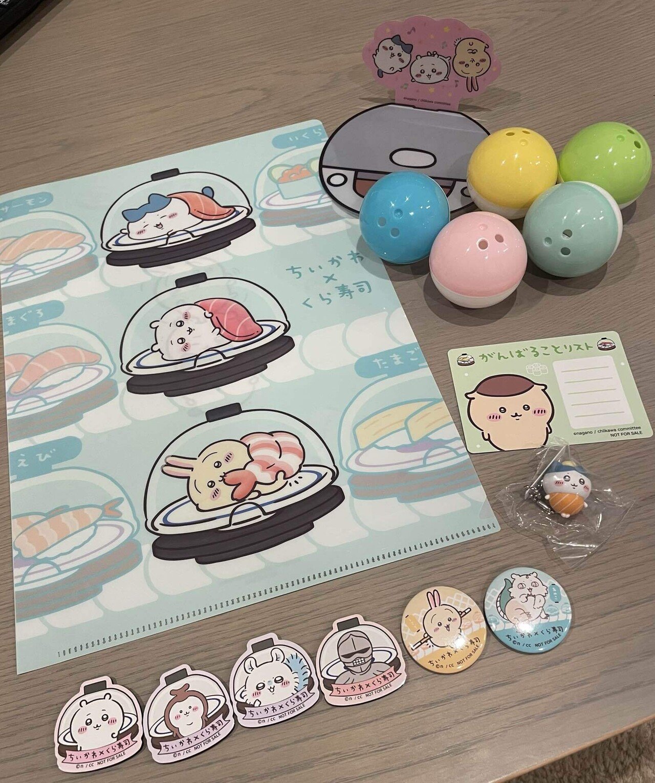 びっくらぽん画像付き🩷【ちいかわ×くら寿司】限定グッズが可愛