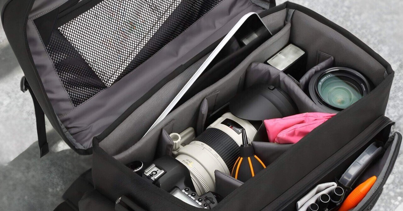 ロープロ クラシファイドスリング220AW カメラバッグ ブラック 【公式