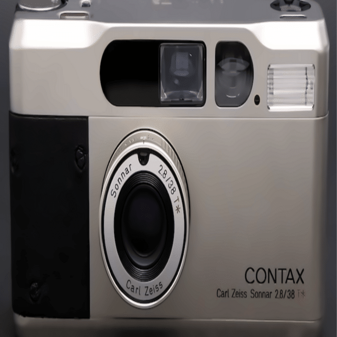 フィルムカメラ・フィルム写真が好きな人たちの CONTAX T2｜久坂裕