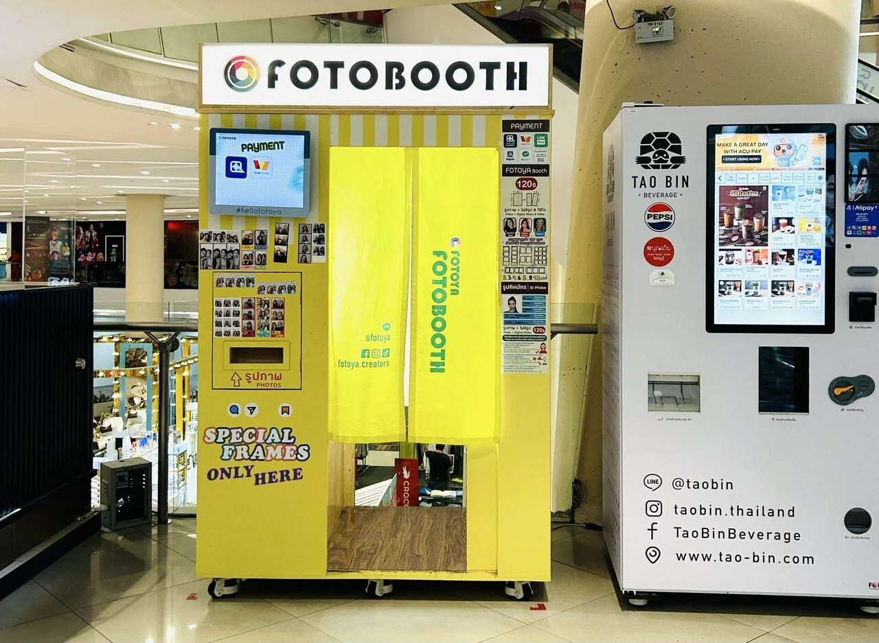 タイ生活🇹🇭】バンコク、セルフフォトブースの怪。｜SHIOとんび