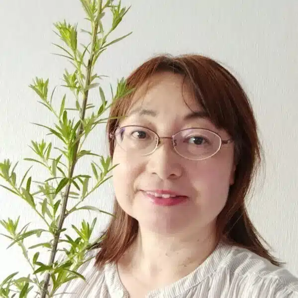 堤千恵/フラワーエッセンスと心理占星術