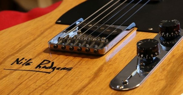 Addictone テレキャスタータイプ 原点回帰? トラッドなモデルもやってます。|渡辺 祐/Addictone