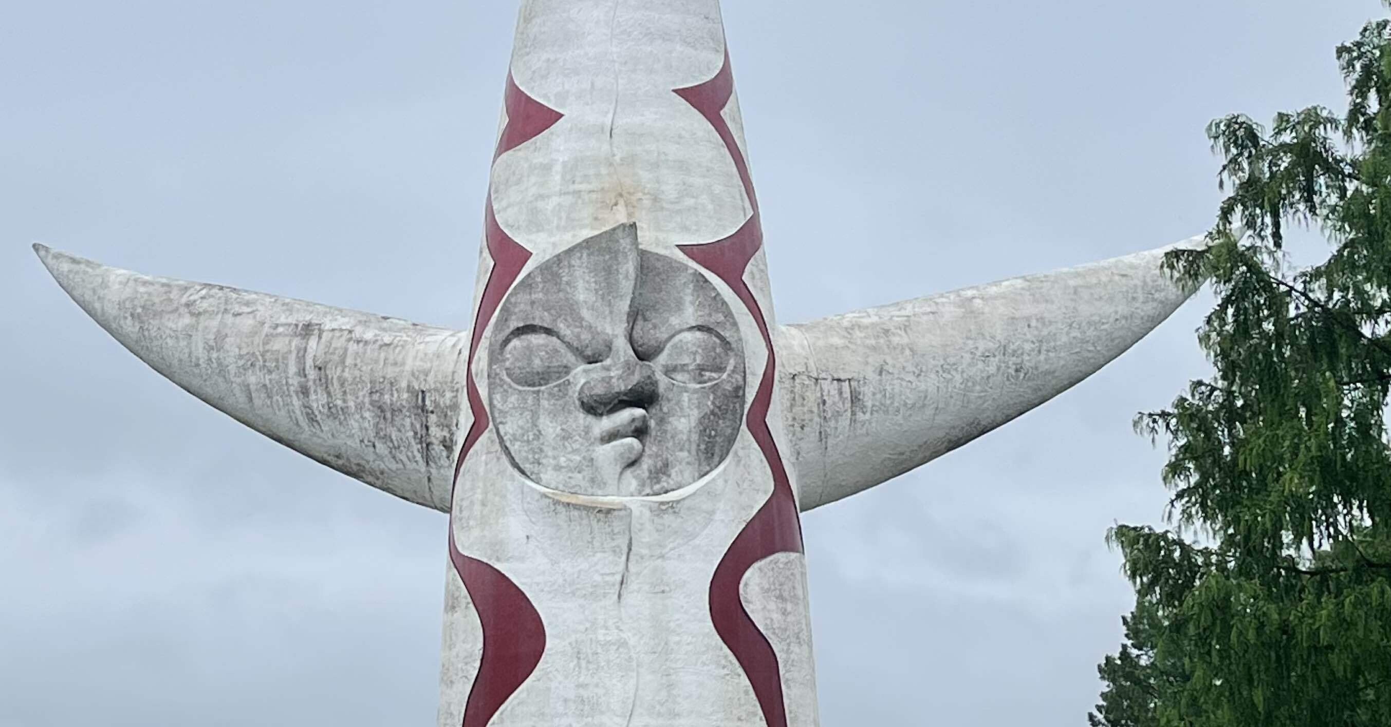 今昔大阪万博 太陽の塔って中に入れるんだ！｜poppo_panda22