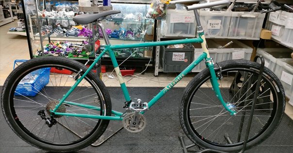 AVASTAのマウンテンバイク・MTBはどうなの？AV300 軽量アルミ
