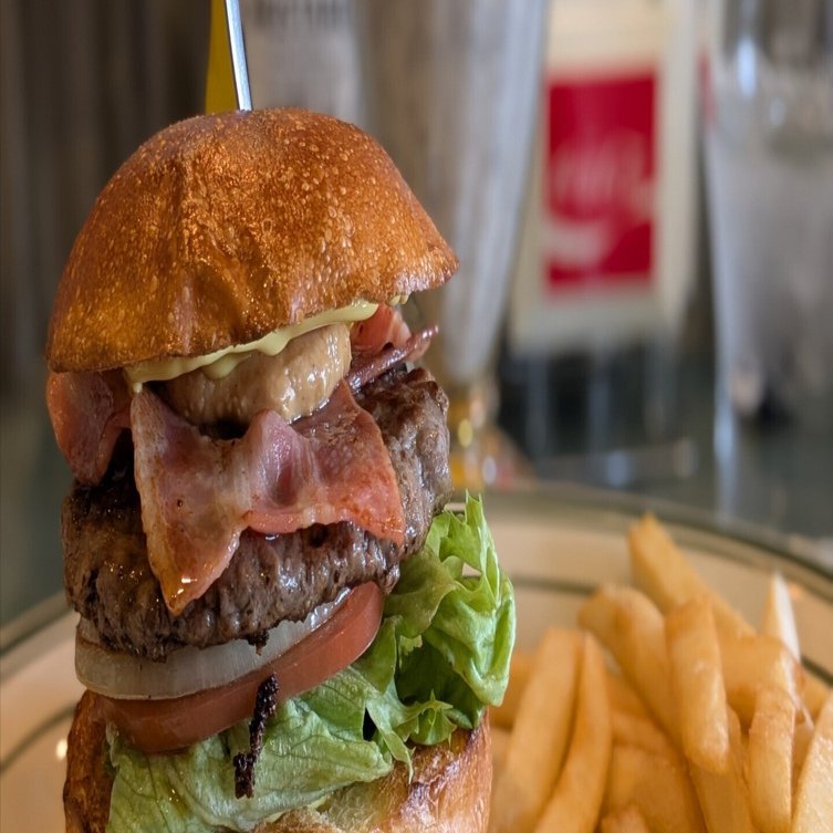 CARLY＠CARLY BURGER(岐阜県可児市)｜バババイン