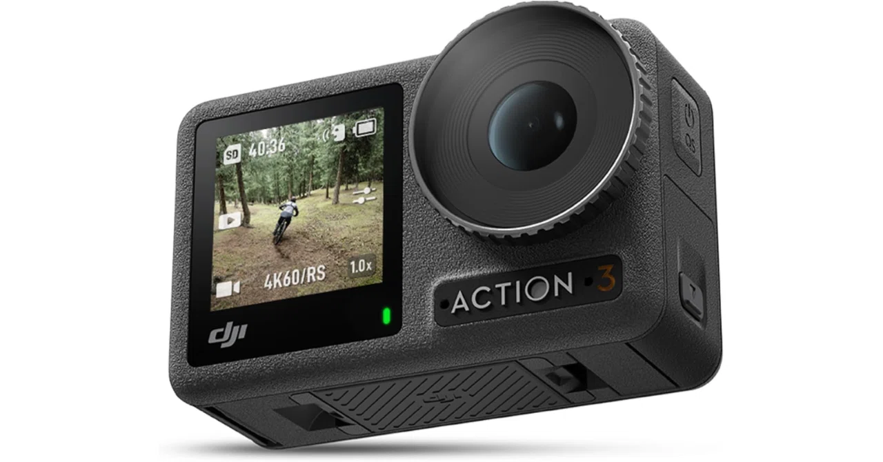 DJI Osmo Action 4 スタンダードコンボ|付属品完備・使用3回 DJI Osmo Action 4 スタンダードコンボ|付属品完備・使用3回