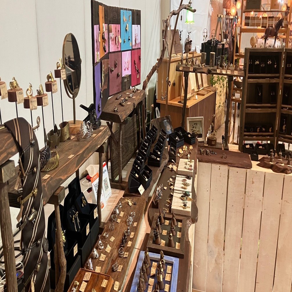 秋田ふるさと村アートクラフトフェア2025 夏｜shinchu_rama