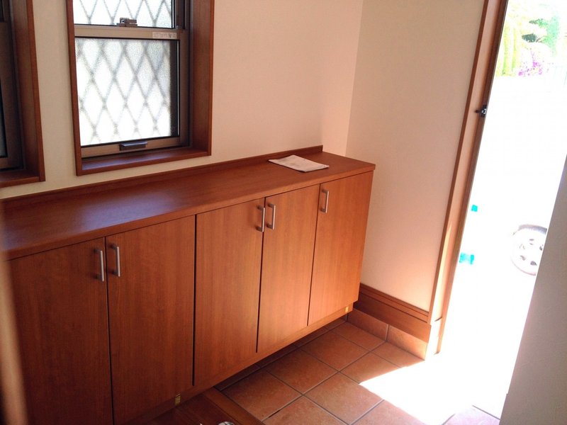 風水で玄関に灯油缶を置いちゃダメと言われたらどうします カーテン 風水鑑定士 四柱推命鑑定士 Udemy講師 篠田亨至 Note