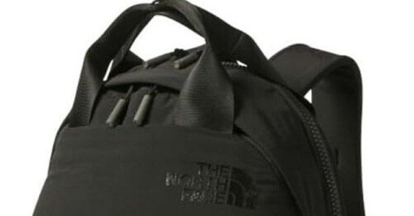 EASTPAK ブラック リュック・バックパック 特別版 EASTPAK - ☆EASTPAK☆スタッズリュック☆黒の通販 by vivian's