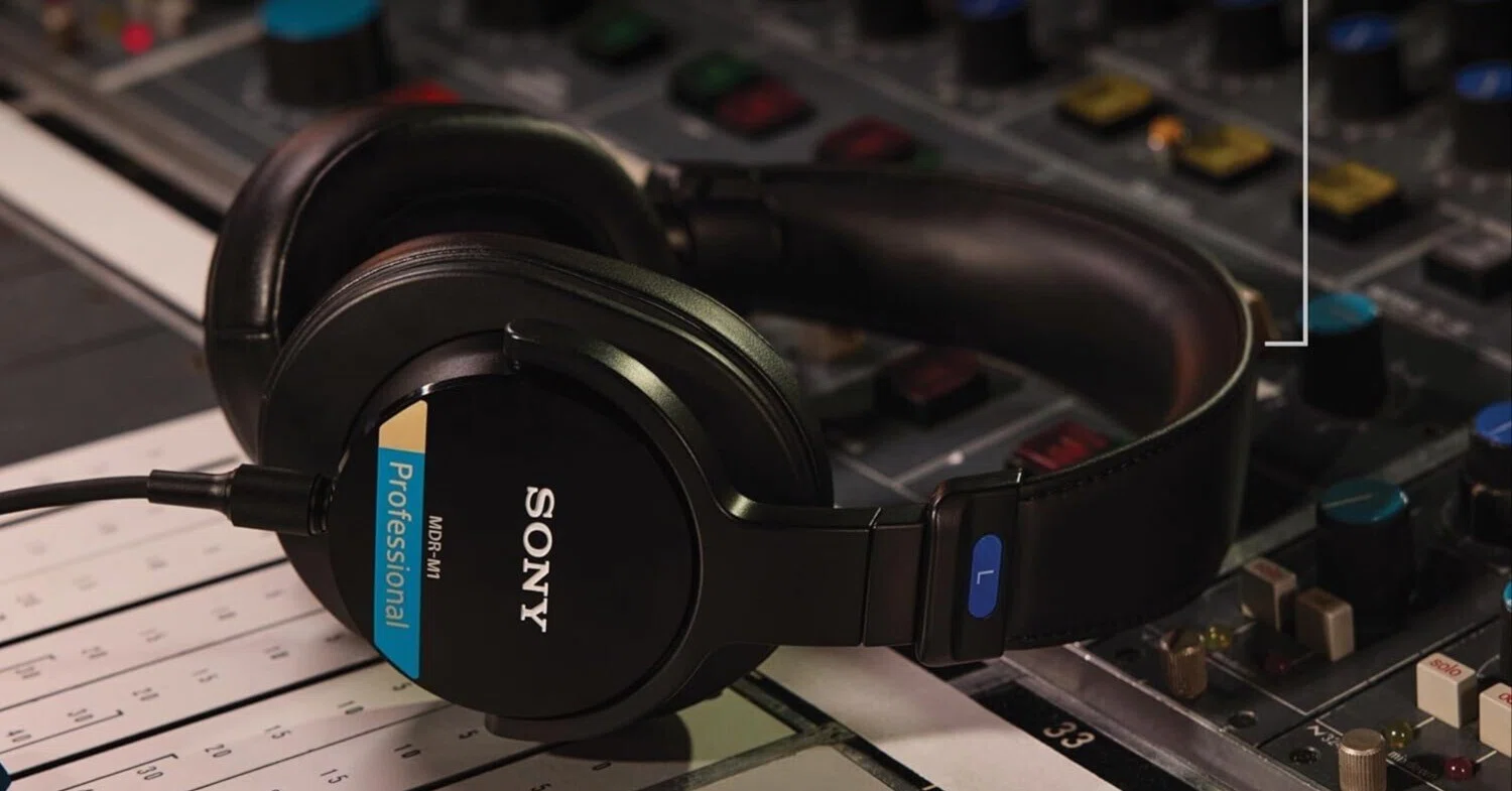 Sony MDR-M1 モニターヘッドホン【レビュー】｜ワタル｜ガジェット好き