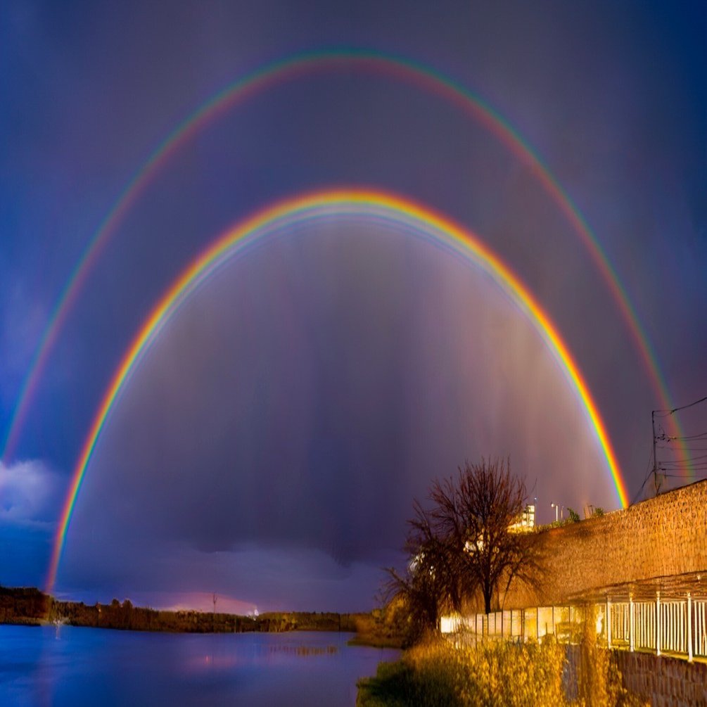 見たことのない空 虹、奇跡の時間｜nishitani