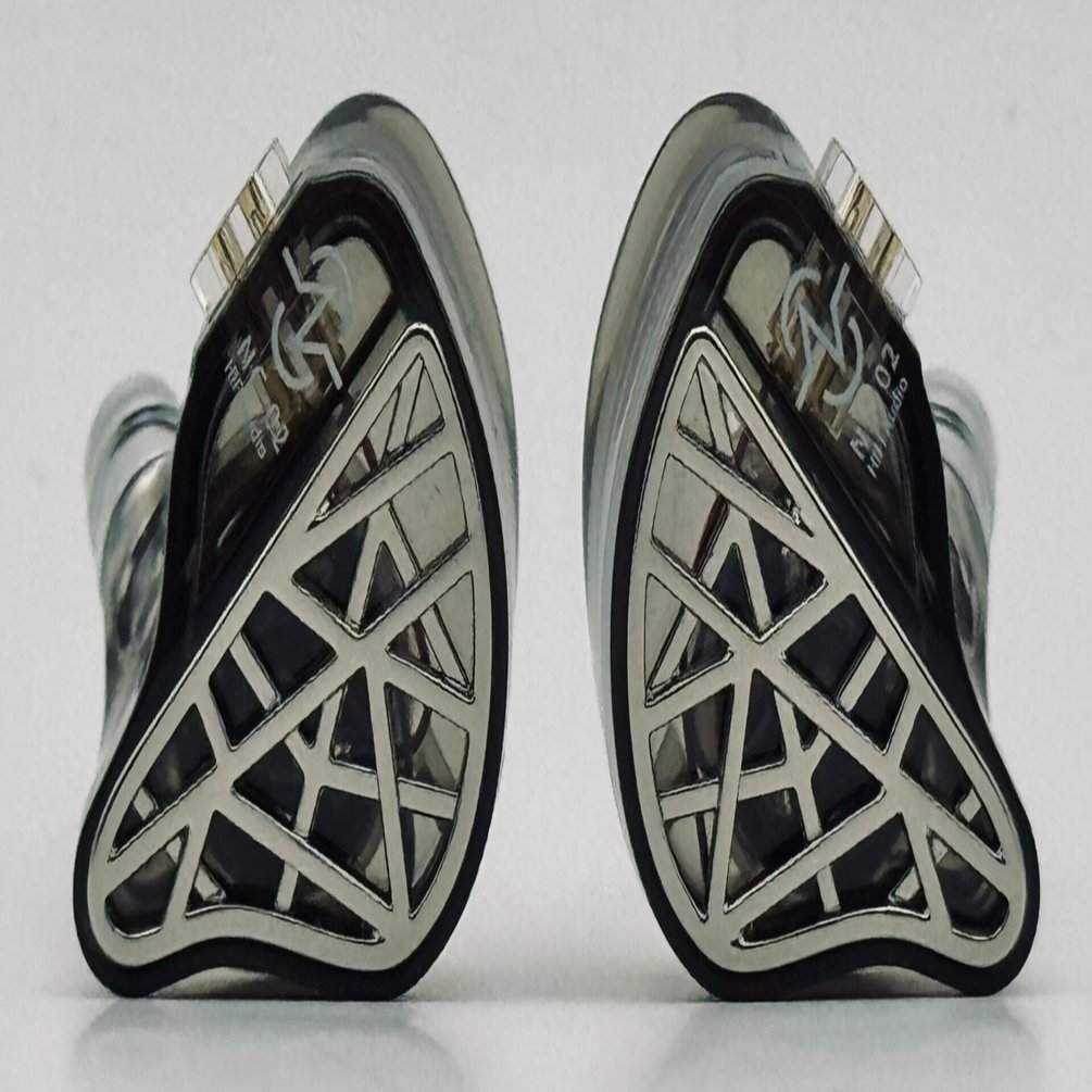 CCZ NC02のレビュー｜ラルフ・ヒンクリー