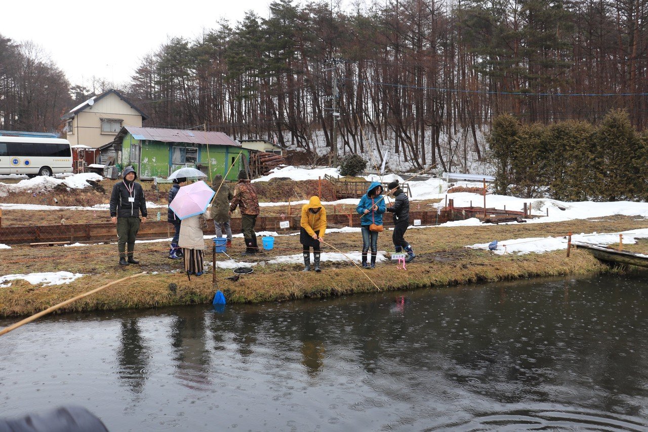 ツアーレポート 岩手山で育った極上の川魚 イワナ を捌いていく 岩手県滝沢市 Ridilover リディラバ Note ツアーレポート 岩手山で育った極上の川魚 イワナ を捌いていく 岩手県滝沢市 Ridilover リディラバ Note