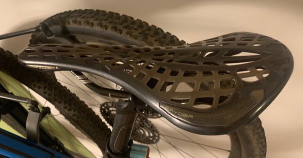 ケツ問題解消！S-WORKS POWER WITH MIRRORサドルを使い続けた