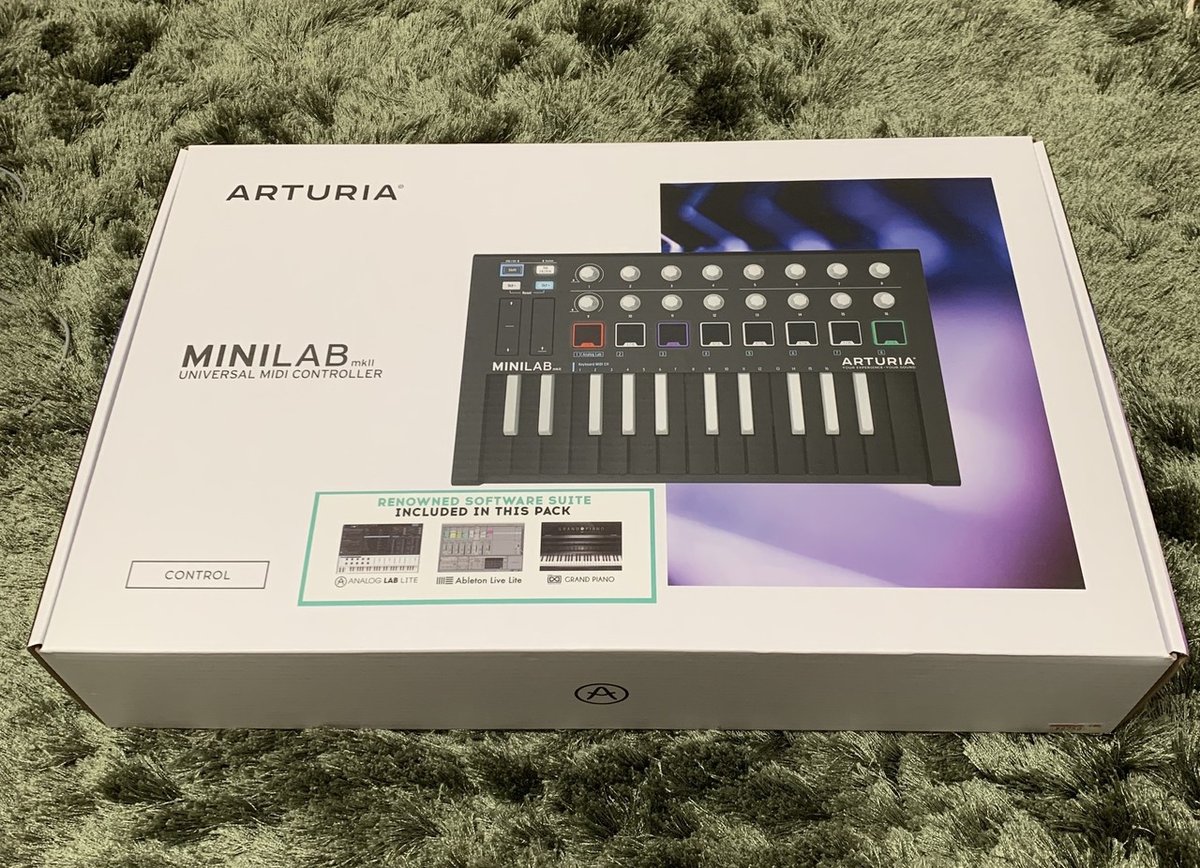 リバースカラー？！ カッコよすぎるMIDIキーボード｜アノニマス